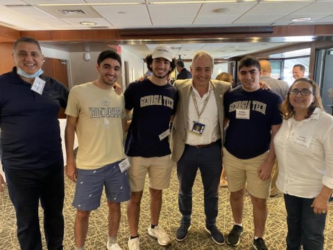 Adam, Rommi and Zane Kashlan with their parents, Dean and Judy, and Georgia Tech President Ángel Cabrera (M.S. PSY ‘93, Ph.D. PSY ‘95). Adam, Rommi and Zane Kashlan with their parents, Dean and Judy, and Georgia Tech President Ángel Cabrera (M.S. PSY ‘93, Ph.D. PSY ‘95).