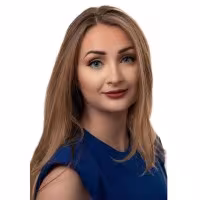 Starr Douglas, Founder and CEO of FrontHouz.